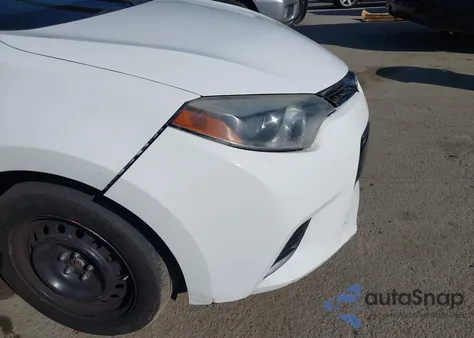 2016 Toyota Corolla Le z USA, uszkodzony, nr VIN 5YFBURHE2GP390410